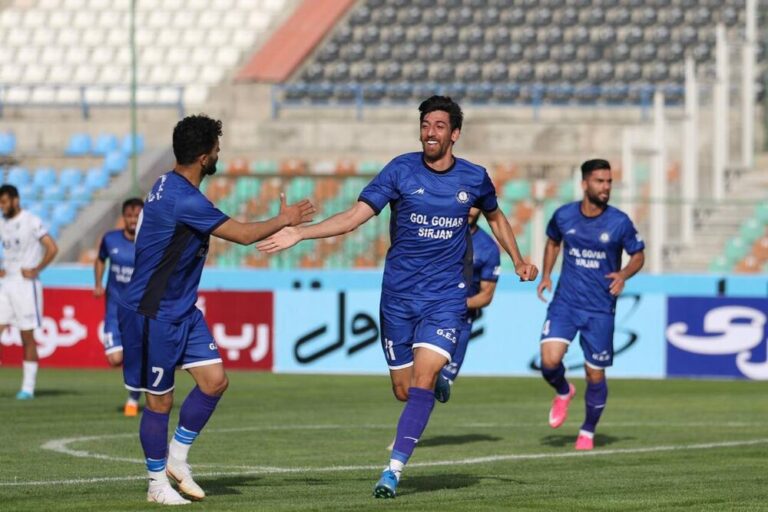 توقف خانگی سپاهان مقابل شاگردان فکری و صعود ۴ پلهای گل گهر