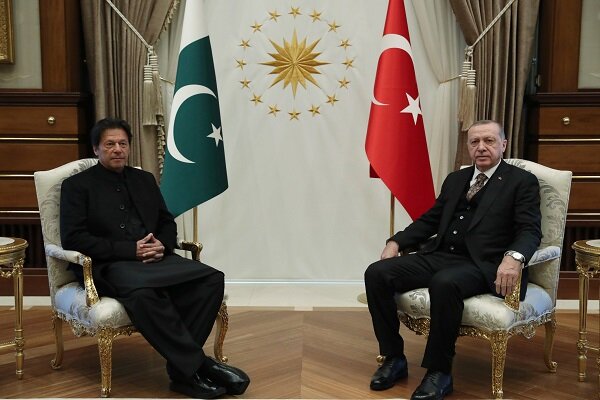 «عمران خان» و «اردوغان» درباره افغانستان رایزنی کردند