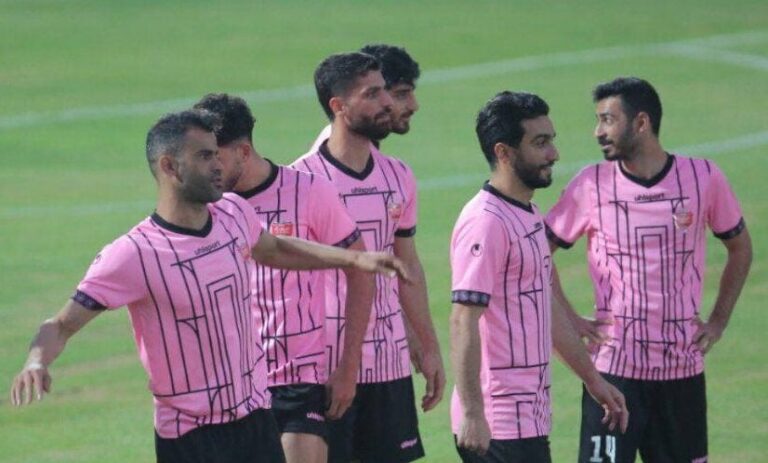 آقاوسط بازیکنان پرسپولیس قبل از بازی با گوا هند