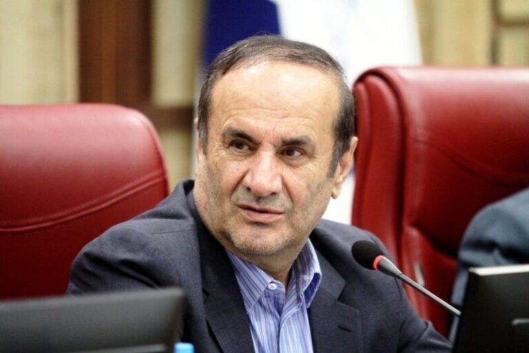 رفع موانع تولید اولویت کاری مدیران خوزستانی باشد