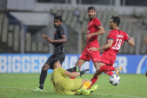 قطریها بازهم چشم انتظار شگفتی سازی گوا مقابل پرسپولیس!