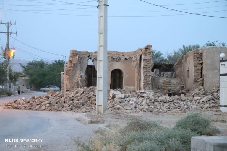 وقوع ۱۶۴ زمینلرزه در شهرستان گناوه/ خدماترسانی ادامه دارد