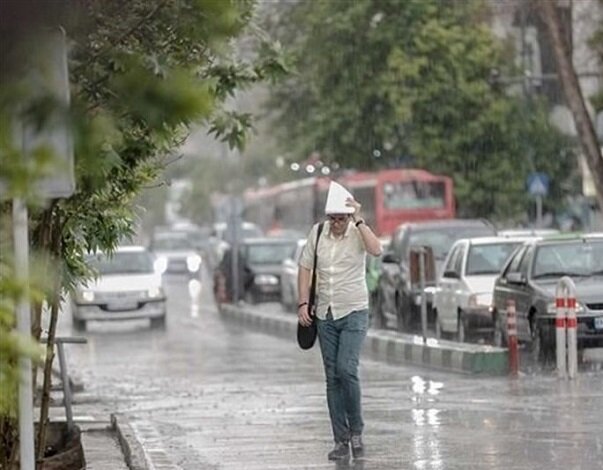 پیش بینی رگبار پراکنده باران و وزش باد در برخی مناطق کشور