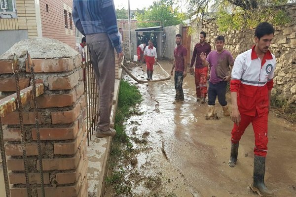 امدادرسانی به ۱۲۰۰ نفر از زلزله زدگان سن خواست