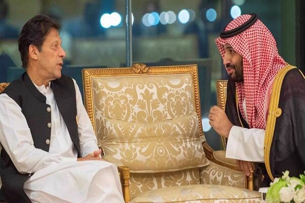 عمران خان وارد عربستان شد – خبرگزاری مهر