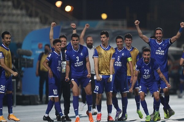 مذاکرات استقلال با بازیکنان مورد نظر موقتا متوقف شد