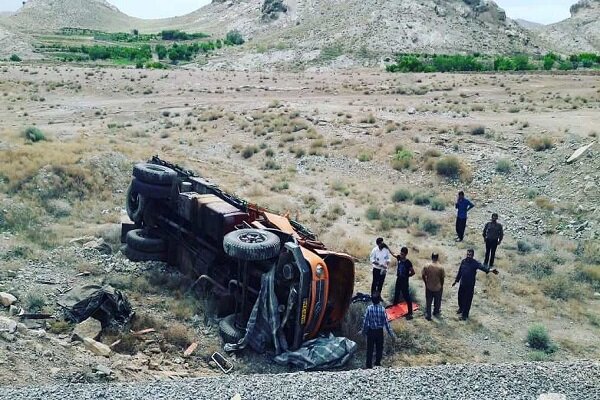 لغزندگی جاده تفت به ابرکوه ۲ تصادف با ۳ کشته بر جا گذاشت