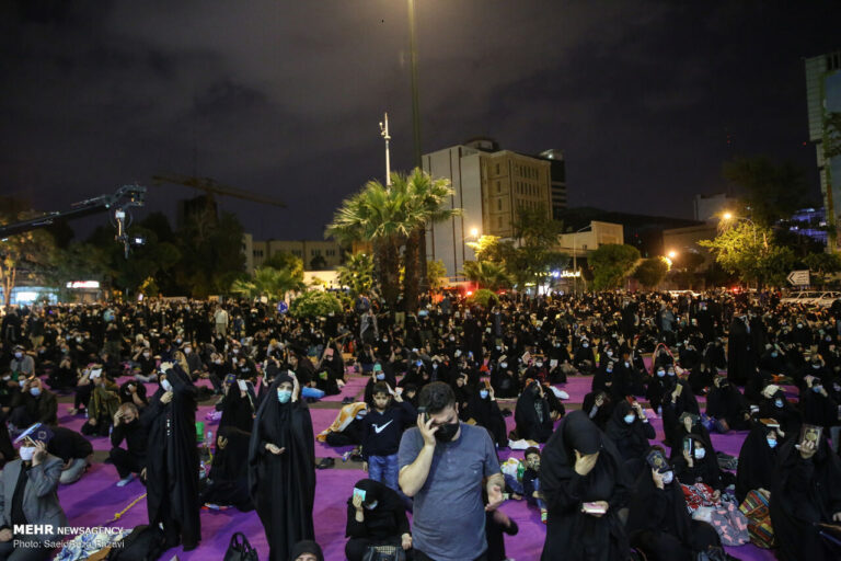 احیای شب بیست و سوم ماه رمضان در میدان فلسطین