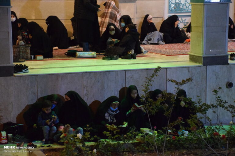 احیای شب بیست و سوم ماه رمضان در سمنان