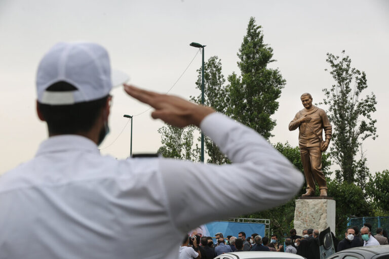 آیین رونمایی از تندیس سردار شهید حاج قاسم سلیمانی